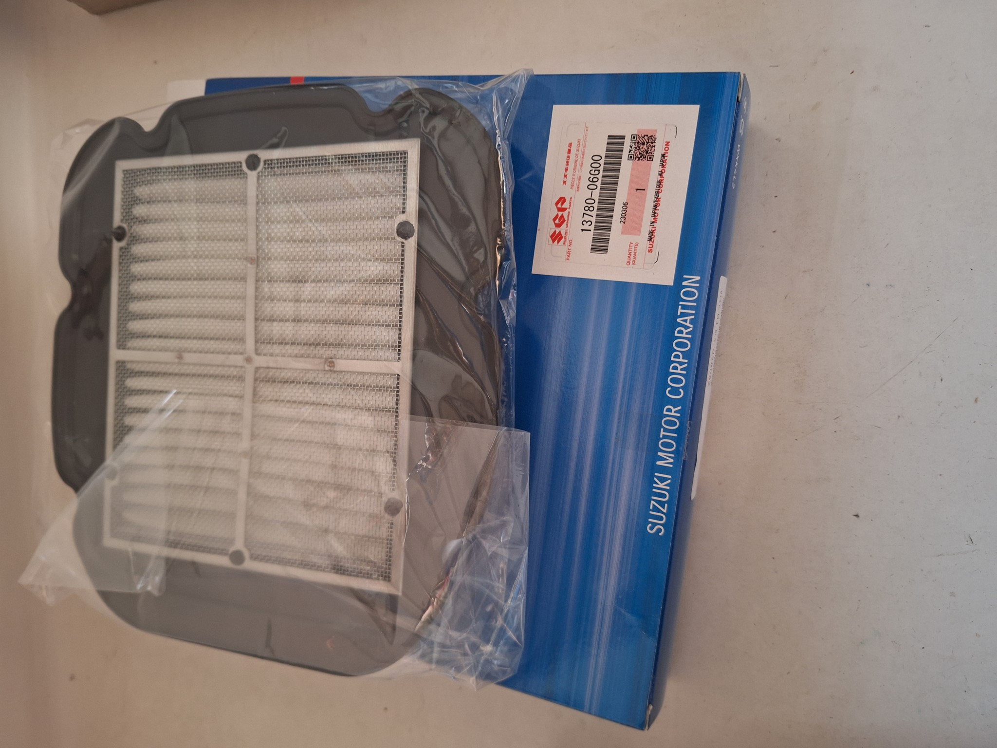 Bild von SUZUKI  LUFTFILTER  13780-06G00